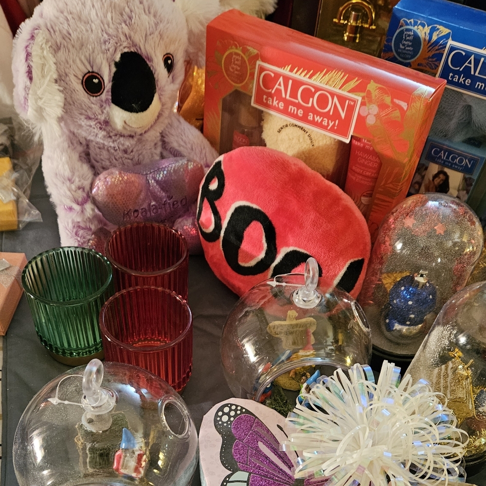 #1 From mom's closet for the posh party items